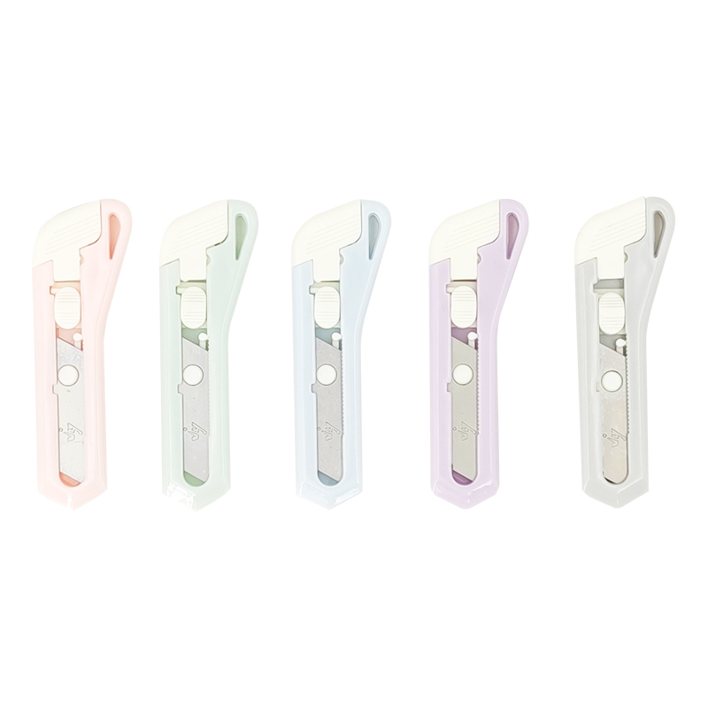 Pinkycolor Automatic Lock Mini Cutter